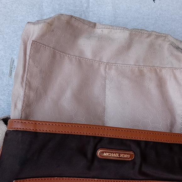 Michael Kors Cross body with adjustable strap - Picture 7 of 8